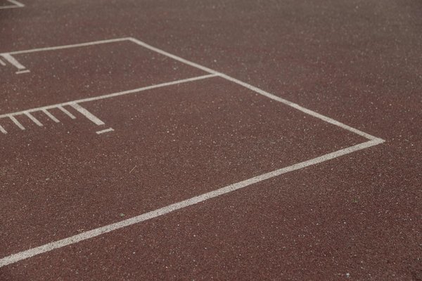 Comment les clubs de football peuvent-ils intégrer des séances de méditation pour améliorer la concentration des joueurs?