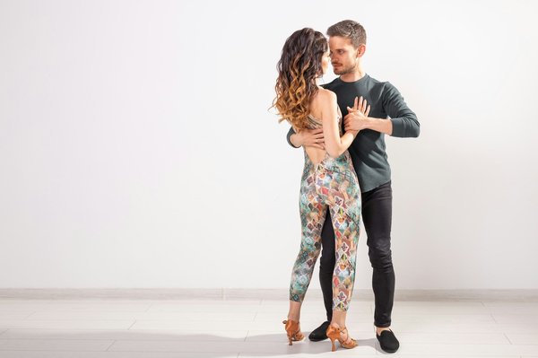 Dansez à paris : trouvez le cours qui fera vibrer votre cœur !